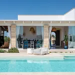 Lucia - Exclusive Private Pool