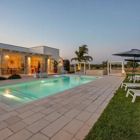 Lucia - Exclusive Private Pool *