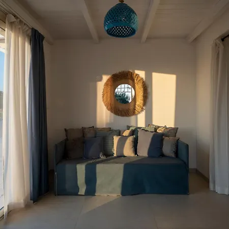 Lucia - Exclusive Private Pool ガリポリ