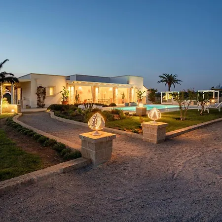 Lucia - Exclusive Private Pool * ガリポリ