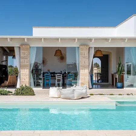 Lucia - Exclusive Private Pool