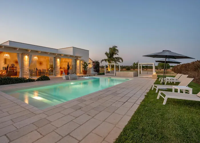 Lucia - Exclusive Private Pool *